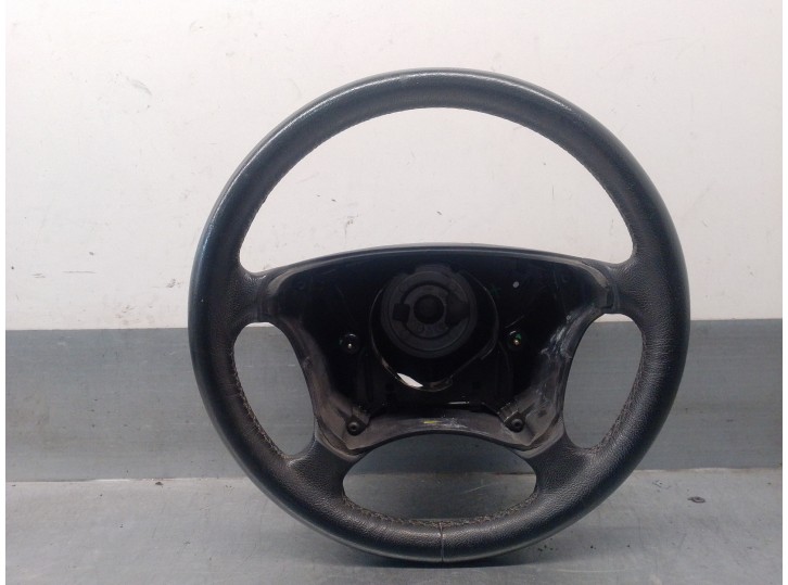 Recambio de volante para mercedes-benz clase e (w210) berlina 2.6 cat referencia OEM IAM A2104600203  