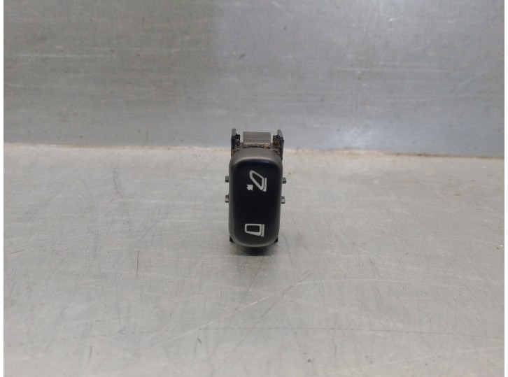 Recambio de mando retrovisor para mercedes-benz clase e (w210) berlina 2.6 cat referencia OEM IAM 2108202010 2108202010 