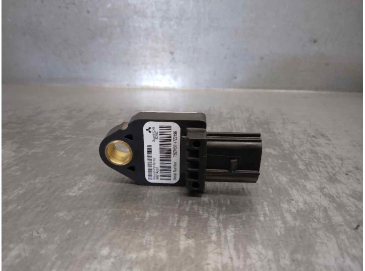 Recambio de sensor impacto para mitsubishi outlander (cw0) 2.0 di-d cat referencia OEM IAM 8651A001 