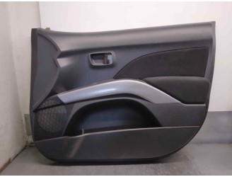 Recambio de guarnecido puerta delantera derecha para mitsubishi outlander (cw0) 2.0 di-d cat referencia OEM IAM 7221A772XA 