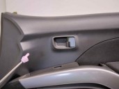 Recambio de guarnecido puerta delantera derecha para mitsubishi outlander (cw0) 2.0 di-d cat referencia OEM IAM 7221A772XA 