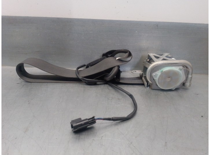 Replacement front right seatbelt for Chevrolet HHR 2.4 16V OEM IAM reference 25776214 WITH PRETENSIONER 5 DOORS