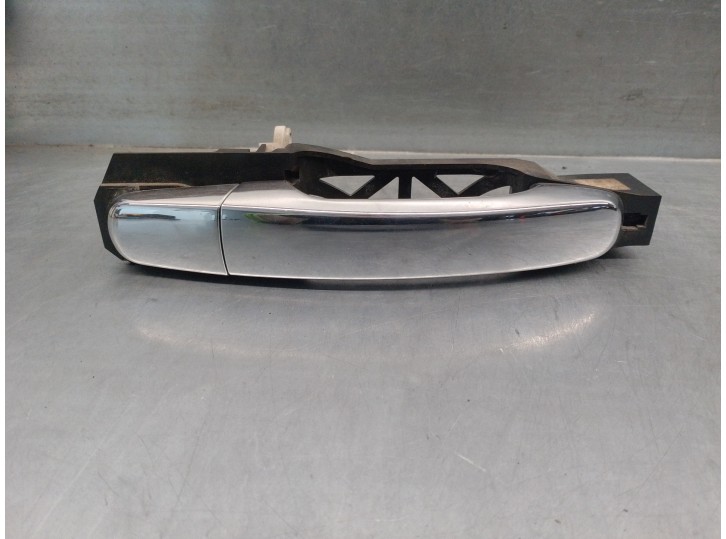 Recambio de maneta exterior delantera derecha para chevrolet hhr 2.4 16v referencia OEM IAM 20910591 5 PUERTAS