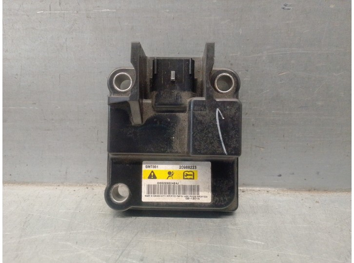 Recambio de sensor para chevrolet hhr 2.4 16v referencia OEM IAM 20988223 DE8223E04E4J 