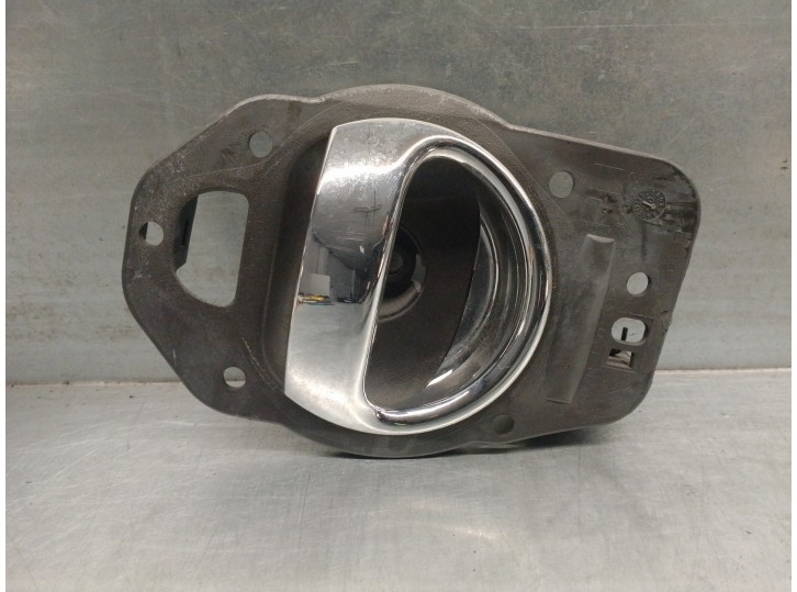 Recambio de maneta interior trasera derecha para chevrolet hhr 2.4 16v referencia OEM IAM 19299613 5 PUERTAS