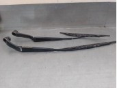 Recambio de brazo limpia delantero derecho para chevrolet hhr 2.4 16v referencia OEM IAM 15807606 15807607 