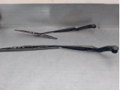 Recambio de brazo limpia delantero derecho para chevrolet hhr 2.4 16v referencia OEM IAM 15807606 15807607 