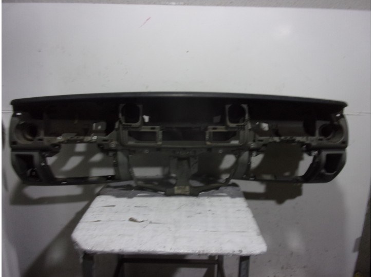 Recambio de salpicadero para opel movano (2004 =>) 2.5 cdti cat (g9u-a750) referencia OEM IAM 4405087 NEGRO Y GRIS 