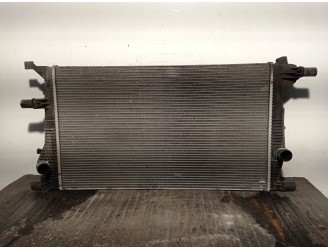 Recambio de radiador agua para renault megane iii coupe 1.9 dci diesel referencia OEM IAM 214100016R M134741E VALEO