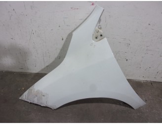 Recambio de aleta delantera izquierda para renault megane iii coupe 1.9 dci diesel referencia OEM IAM 631011470R BLANCA 