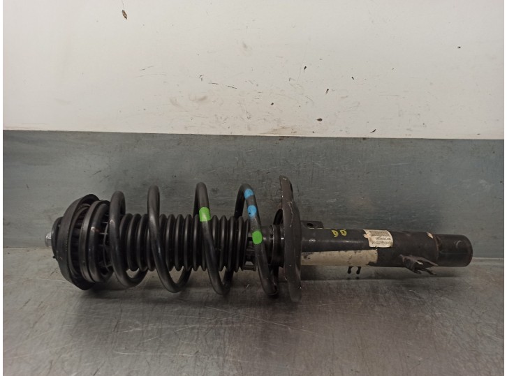 Replacement right front shock absorber for Citroën DS3 1.2 12V E-THP OEM IAM reference 9672656180 