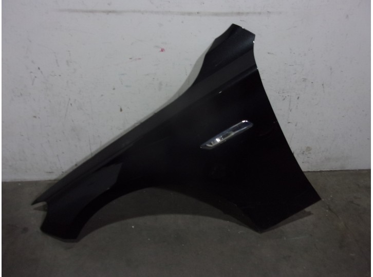 Recambio de aleta delantera izquierda para bmw serie 5 gran turismo (f07) 530d xdrive referencia OEM IAM 41357248433 NEGRA 