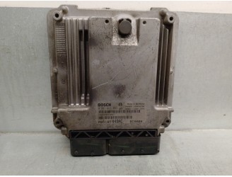 Recambio de centralita motor uce para dodge caliber 2.0 16v crd cat referencia OEM IAM P05187449AC 0281013693 BOSCH