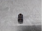 Recambio de rele para dodge caliber 2.0 16v crd cat referencia OEM IAM G8HE1C7TR1 OMRON