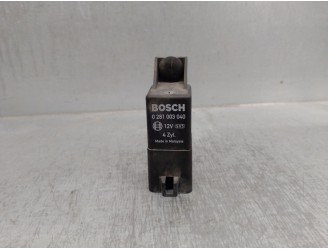 Recambio de caja precalentamiento para dodge caliber 2.0 16v crd cat referencia OEM IAM 05033351AA 0281003040 BOSCH