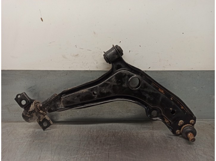 Recambio de brazo suspension inferior delantero derecho para skoda felicia berlina ( 791) 1.3 referencia OEM IAM 6U0407152B 