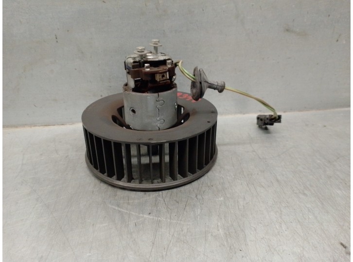 Recambio de motor calefaccion para mercedes-benz clase r (w251) 3.0 cdi cat referencia OEM IAM 0130007353  