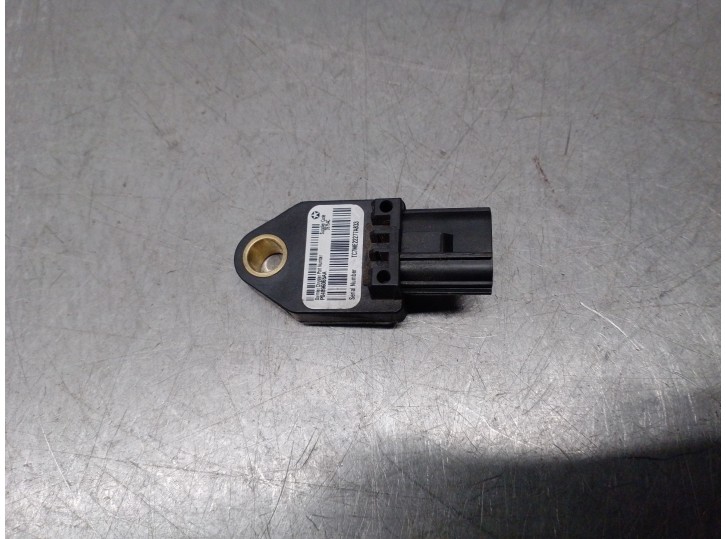 Recambio de sensor impacto para dodge caliber 2.0 16v crd cat referencia OEM IAM P04896065AA 