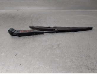 Recambio de brazo limpia trasero para dodge caliber 2.0 16v crd cat referencia OEM IAM 05303787AD  