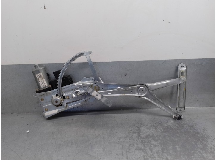 Recambio de elevalunas delantero derecho para opel astra g berlina 1.6 16v referencia OEM IAM 90521882 6 PINES 5 PUERTAS