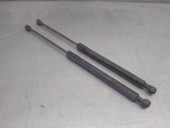 Replacement trunk / tailgate dampers for Dacia Sandero II 0.9 TCe CAT OEM IAM reference 904529943R RIGHT AND LEFT