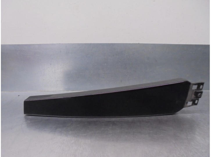 Replacement molding for Seat Exeo sedan (3R2) 2.0 16V T FSI OEM IAM reference 8E0853290D 