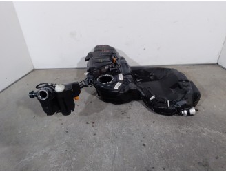 Recambio de deposito combustible para seat exeo berlina (3r2) 2.0 16v t fsi referencia OEM IAM 3R0201022M 3R0201060H CESTA 29