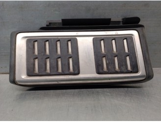 Recambio de moldura para volkswagen golf vii lim. (bq1) r bmt/start-stopp 4motion referencia OEM IAM 5Q1864551A  