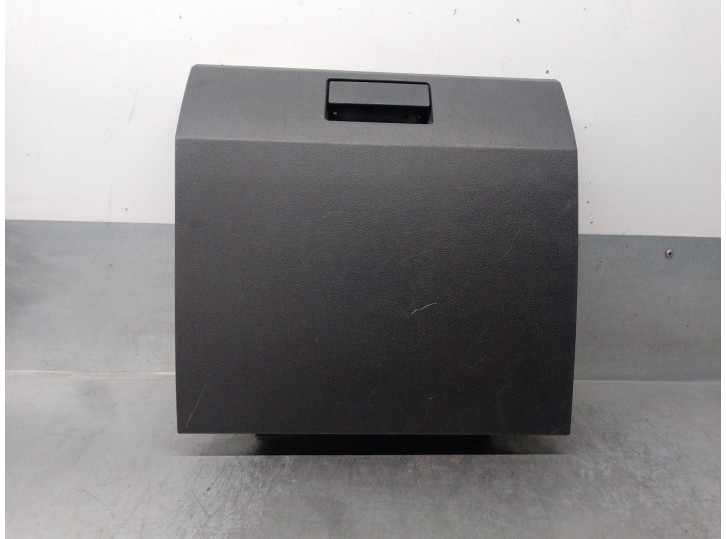 Recambio de guantera para dodge caliber 2.0 16v crd cat referencia OEM IAM 1ED791DVAA 