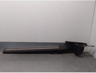 Recambio de molduras delanteras para volkswagen golf vii lim. (bq1) r bmt/start-stopp 4motion referencia OEM IAM 5G3853370C DELA