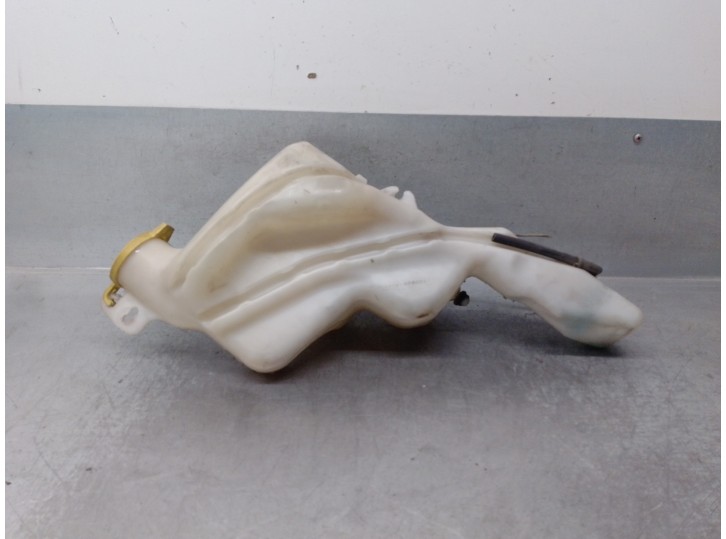 Recambio de deposito limpia para dodge caliber 2.0 16v crd cat referencia OEM IAM 05303789AF 