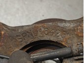 Recambio de mangueta delantera izquierda para dodge caliber 2.0 16v crd cat referencia OEM IAM 5085703AI  