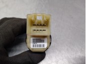 Recambio de mando retrovisor para dodge caliber 2.0 16v crd cat referencia OEM IAM 56040694AD 