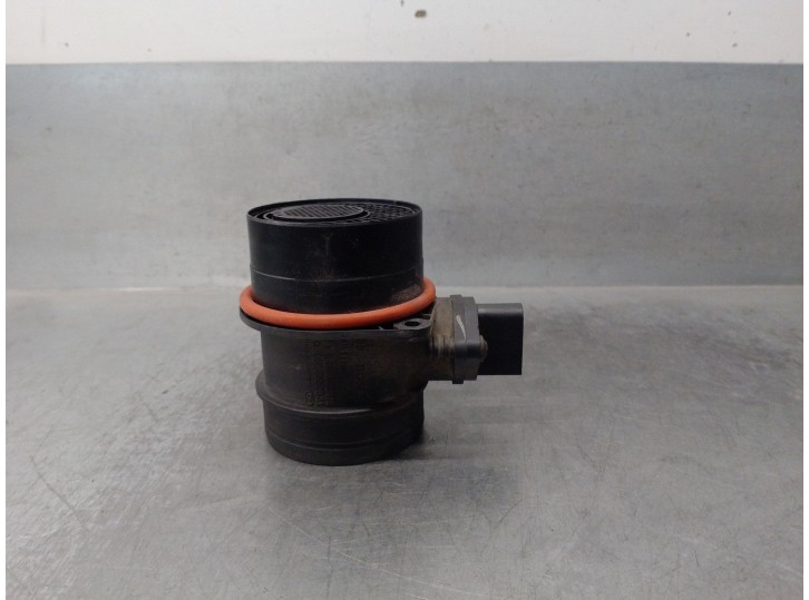 Replacement mass air flow sensor for Dodge Caliber 2.0 16V CRD CAT OEM IAM reference 05033320AA 0281002779 BOSCH