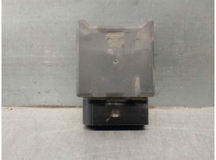 Replacement relay for Volkswagen Golf VII lim. (BQ1) R BMT/Start-Stopp 4Motion OEM IAM reference 5Q0906093A 