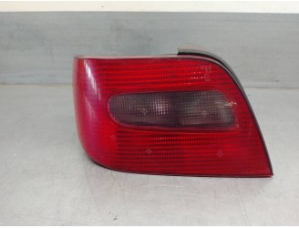 PILOTO TRASERO IZQUIERDO 6350J5 5 PUERTAS
