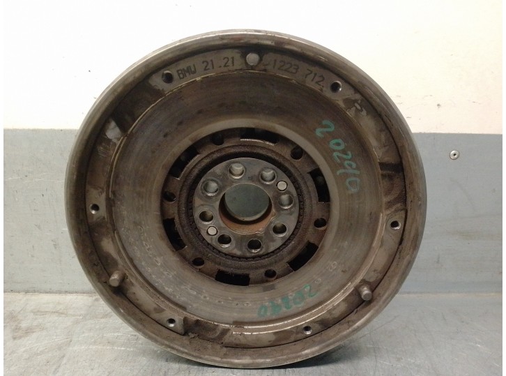 Recambio de volante motor para bmw serie 5 berlina (e39) 2.0 16v diesel cat referencia OEM IAM 21211223712 