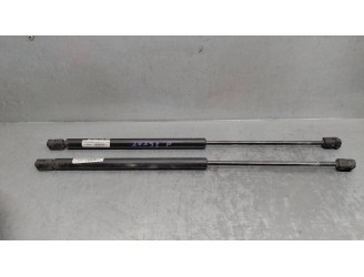 Replacement trunk / tailgate shock absorbers for Peugeot 307 Break / SW (S1) 2.0 HDi FAP CAT OEM IAM reference 8731F8 