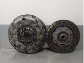 Replacement clutch kit for Volvo S40 saloon 2.0 diesel cat OEM IAM reference 31367652 LUK