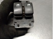 Recambio de mando elevalunas delantero izquierdo para hyundai i10 1.1 12v cat referencia OEM IAM 202007107 