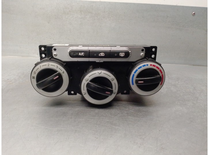 Recambio de mando climatizador para hyundai i10 1.1 12v cat referencia OEM IAM 972500X0304X 