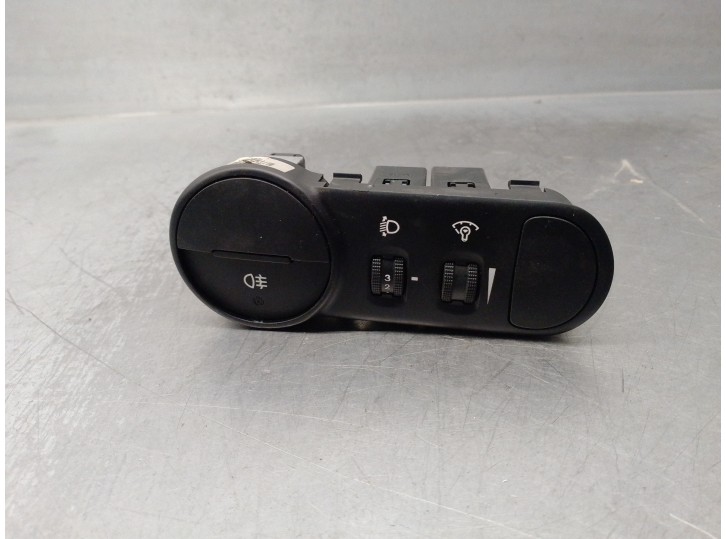 Recambio de mando luces salpicadero para hyundai i10 1.1 12v cat referencia OEM IAM 201004787  