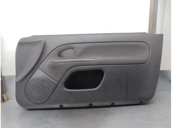 Recambio de guarnecido puerta delantera derecha para renault clio ii symbol 1.5 dci diesel referencia OEM IAM 8200074253 7700416
