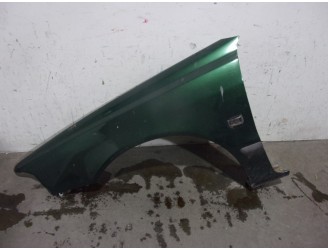 Replacement front left fender for Volvo V40 estate TD OEM IAM reference 30883925 GREEN 