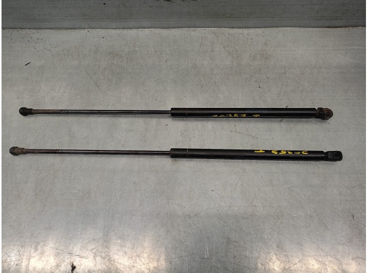 Recambio de amortiguadores maletero / porton para volvo v40 familiar td referencia OEM IAM 30803472  