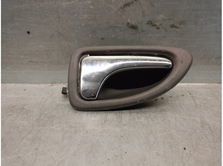 Recambio de maneta interior delantera derecha para volvo v40 familiar td referencia OEM IAM 854852  5 PUERTAS