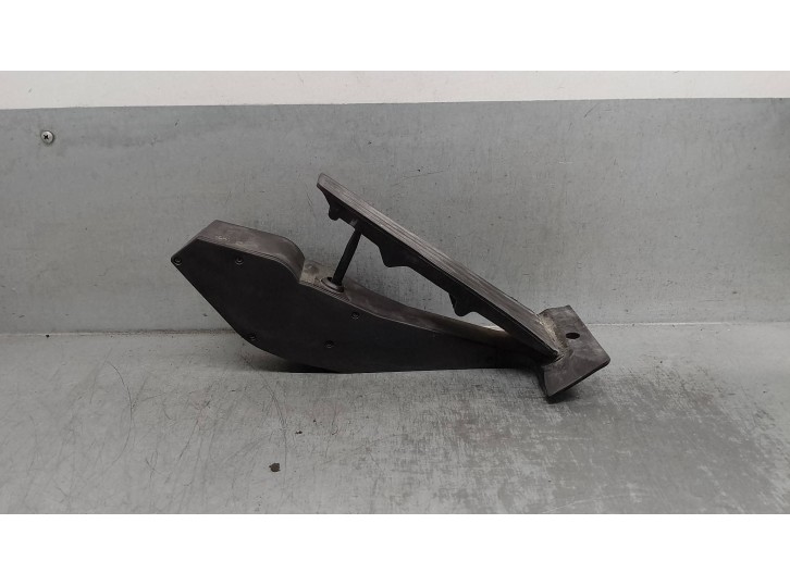 Recambio de potenciometro pedal para bmw serie 1 berlina (e81/e87) 2.0 16v diesel referencia OEM IAM 35426772646 