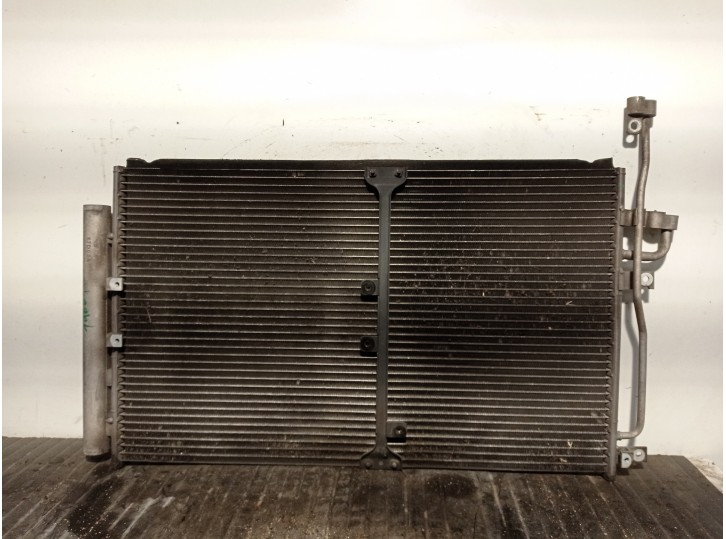 Replacement air conditioning condenser / radiator for Opel Antara 2.0 CDTI CAT (Z 20 DMH / LLW) OEM IAM reference 96805196