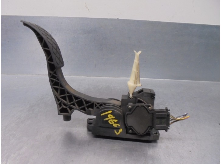 Recambio de potenciometro pedal para audi a3 (8l) 1.9 tdi referencia OEM IAM 1J1721503K 0281002342 BOSCH