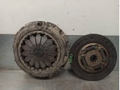 Replacement clutch kit for Toyota Auris 1.6 16V cat OEM IAM reference 3121005120 AISIN